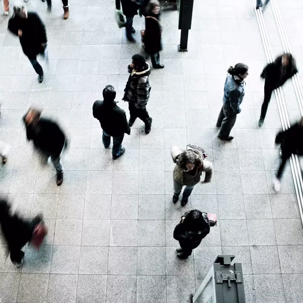 Crisis management principles guiding strategic leadership decisions